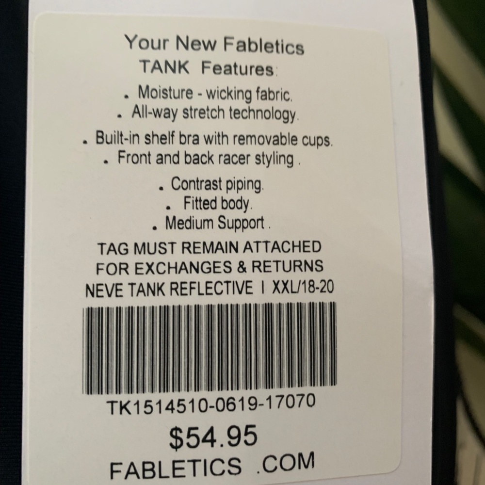 FABLETICS Tank NWT - Picture 4 of 4